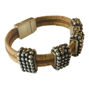 Bracelet mag close Portugal Cork vegan silver magnetic close